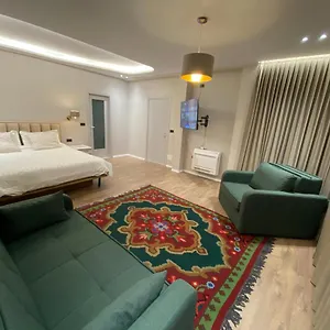https://amo-villa.hotels-in-tirana.com