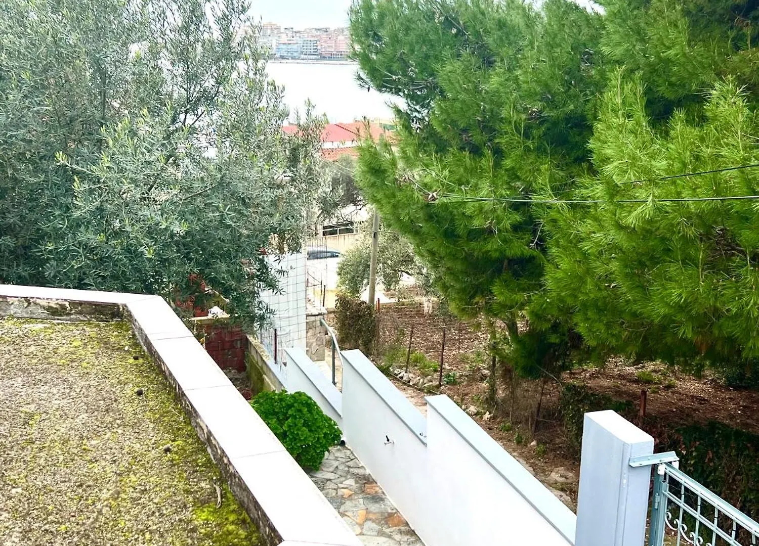 Apartmán Hajdini Apartament Sarandë 0*,